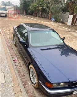 بي ام دبليو 8 الفئة